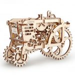 traktor mechaniczny zdjęcie prezentacyjne