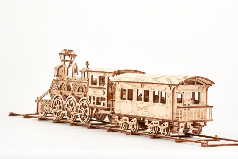 wood trick lokomotywa r17 cały model